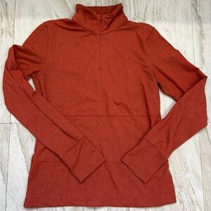 Lolë women’s half zip up pull over sweater red‎ athletic sweater size medium